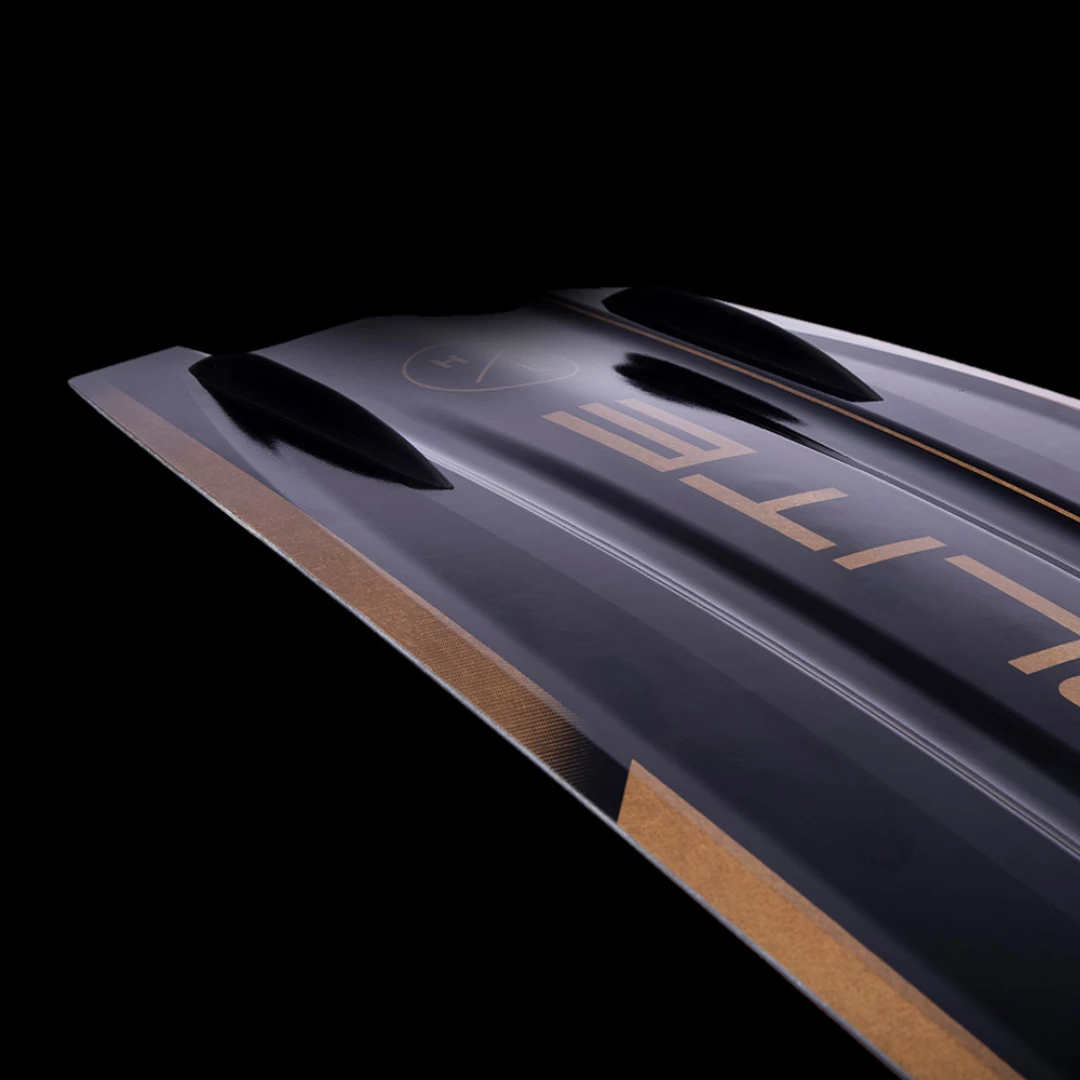 Hyperlite Rusty Pro 140 W/ Team X Bindings 2023 4 Hyperlite Rusty Pro 140 W/ Team X Bindings 2023 - Image 2